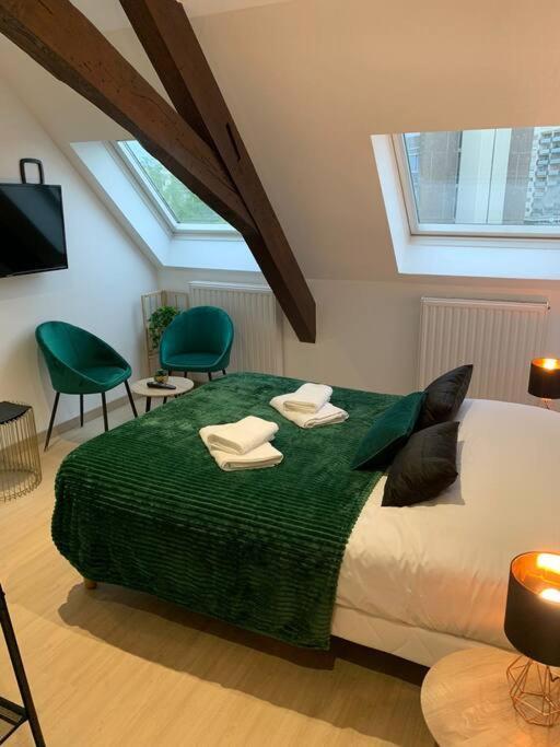 Esprit Suisse, Joli Au Coeur De * Mulhouse